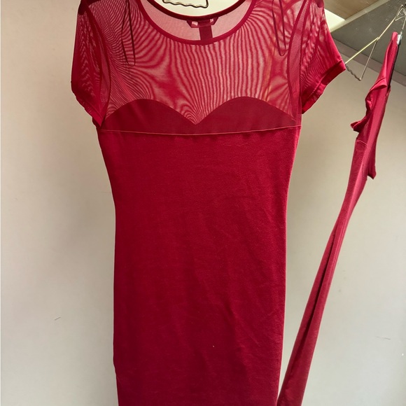 H&M Bodycon Red Sexy Dress - Picture 5 of 5